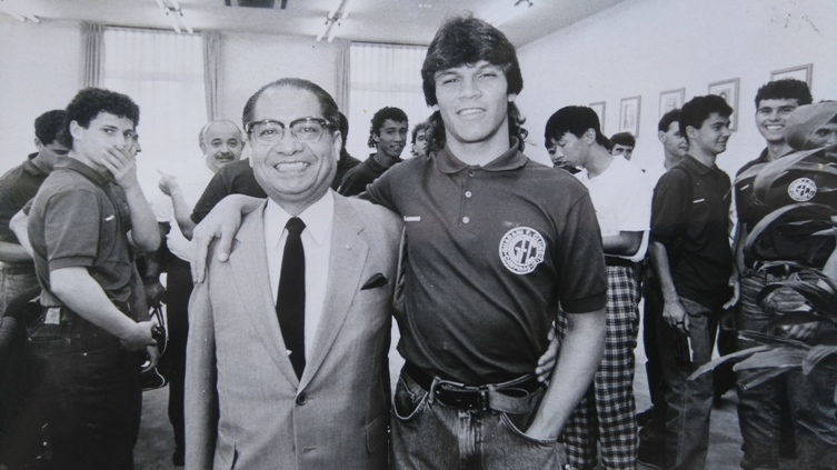 Thié em viagem internacional pelo Guarani - SP